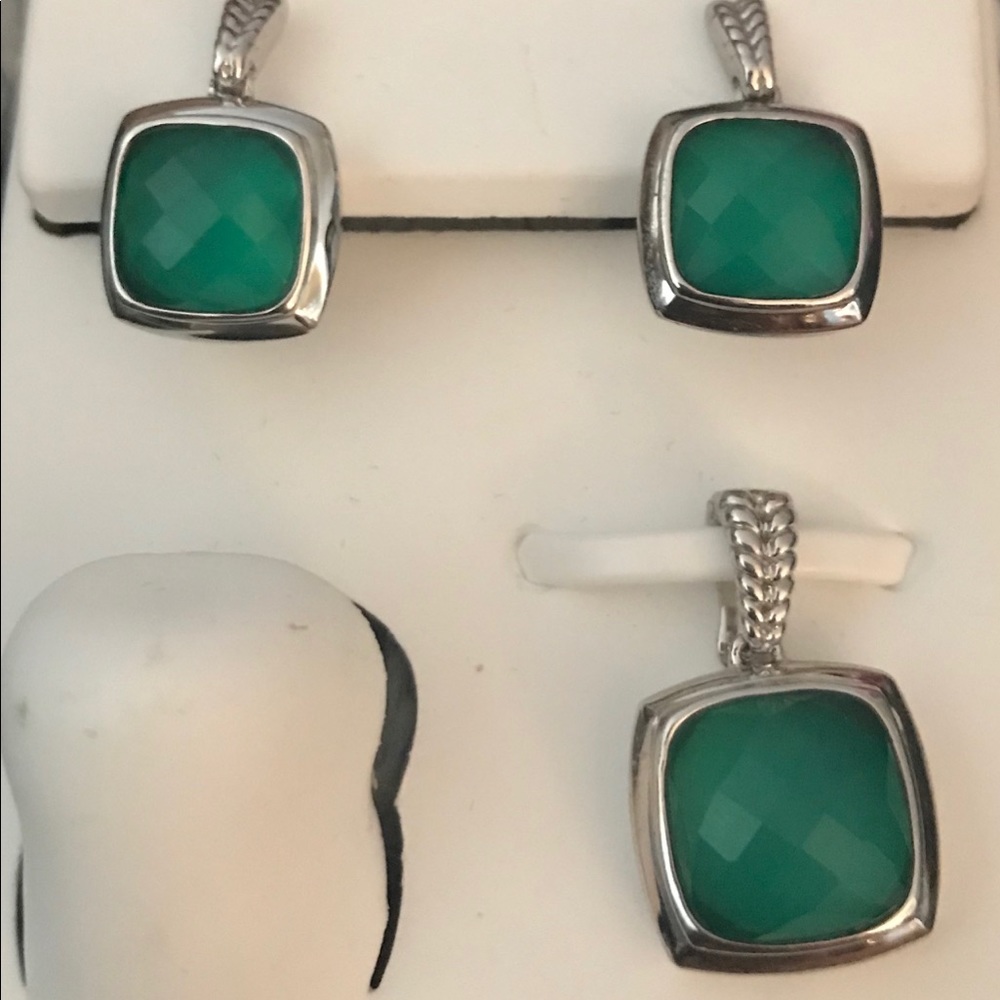 SS Green Agate & Quartz  Pendant and earrings